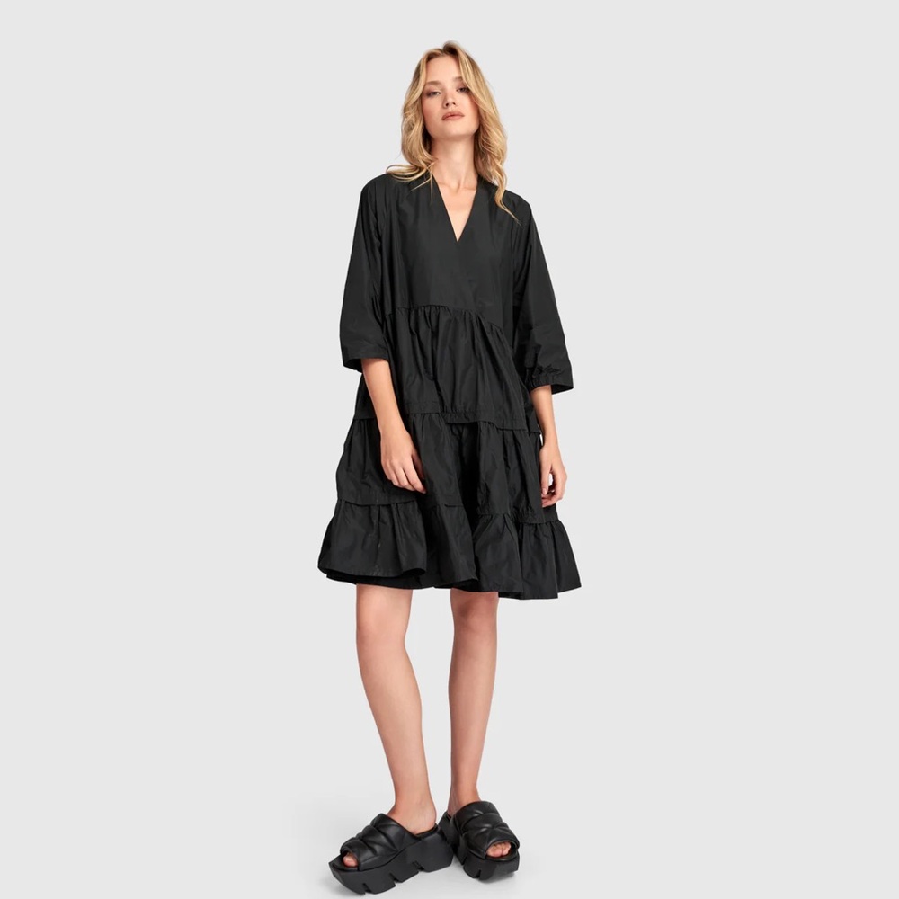 COS BLACK 3/4-SLEEVE TIERED GATHERED FAUX WRAP DRESS